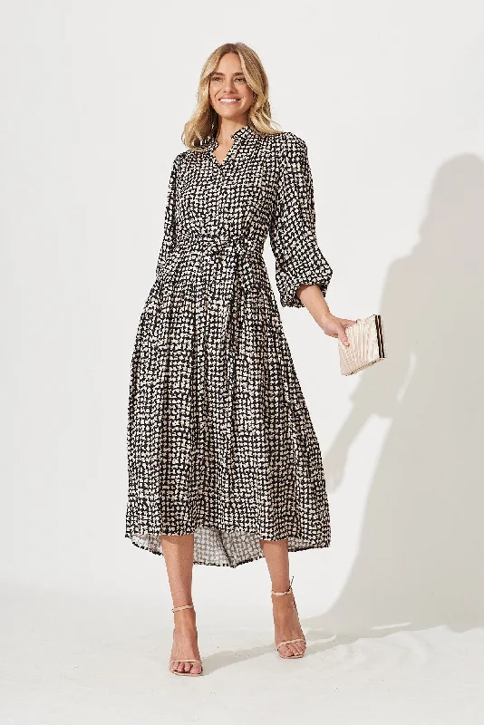 Price Smash Pippa Maxi Dress In Black With Cream Print