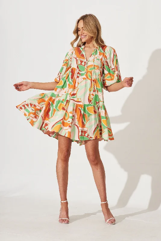 Extra Savings Minnesota Smock Dress In White With Orange Multi Print