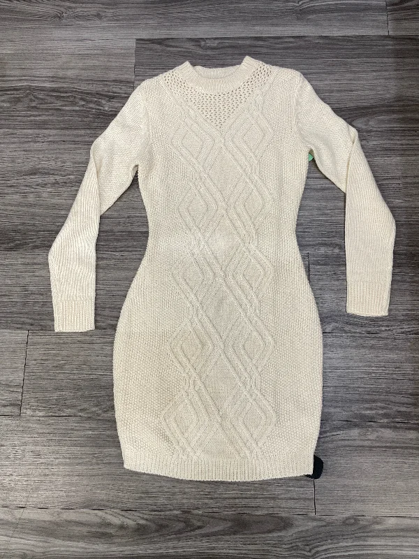 Extra Savings Dress Sweater By Venus In Cream, Size: S